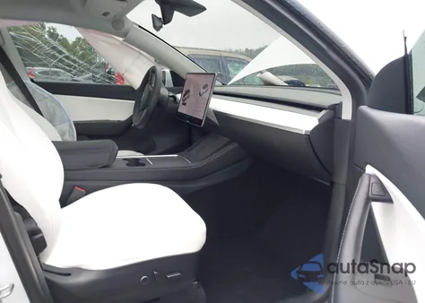 2021 Tesla Model Y Long Range Dual Motor All-Wheel Drive from USA, damaged, VIN 5YJYGDEE3MF158317